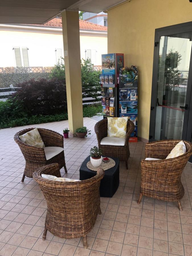 Hotel Argo 里米尼 外观 照片