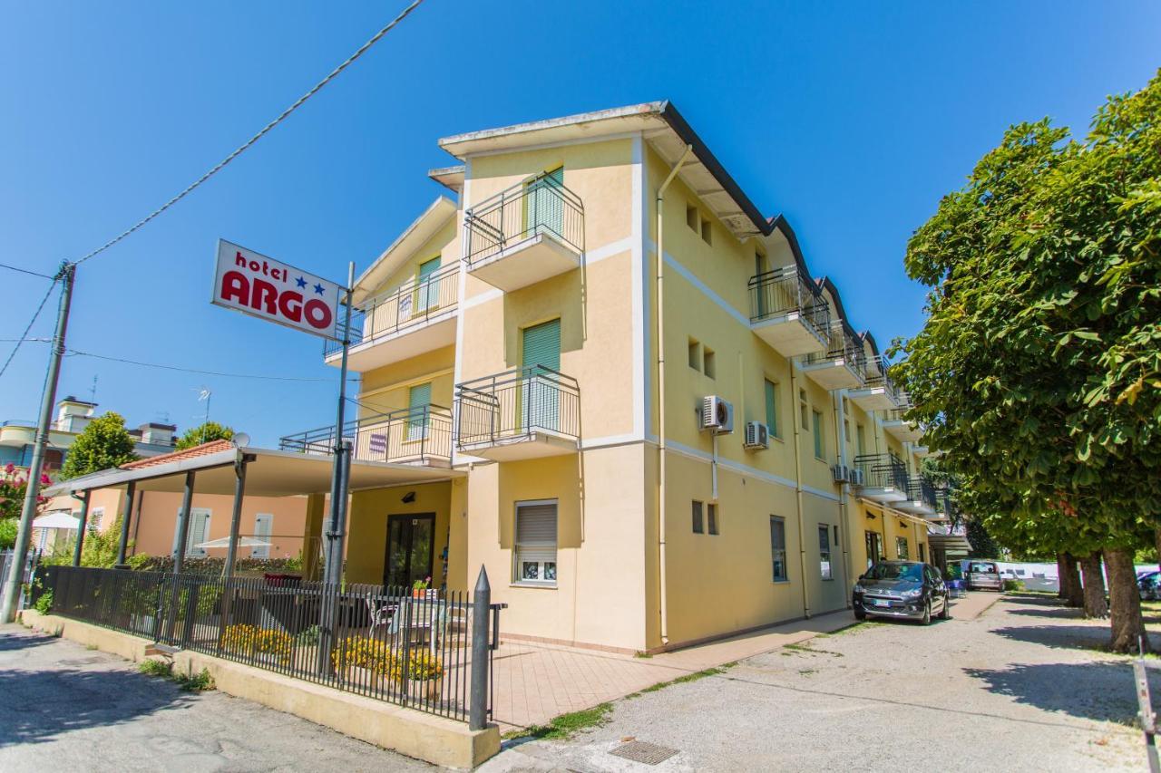 Hotel Argo 里米尼 外观 照片