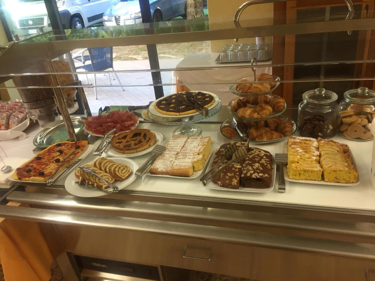 Hotel Argo 里米尼 外观 照片