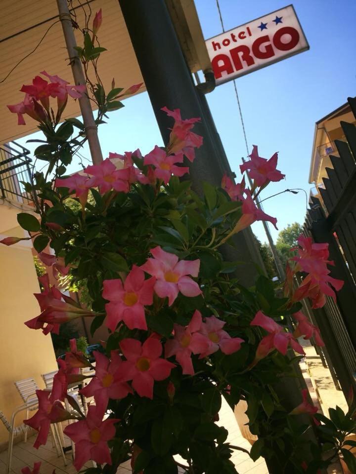 Hotel Argo 里米尼 外观 照片