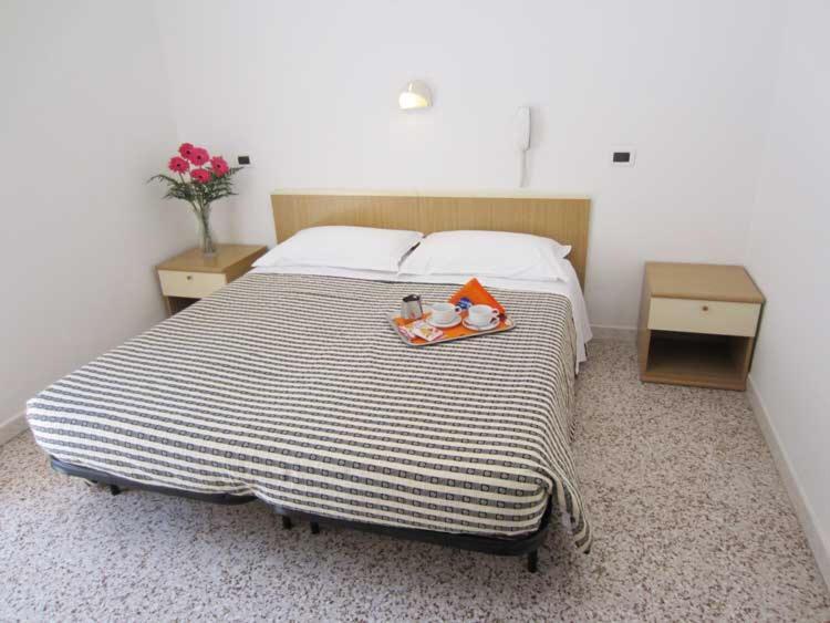 Hotel Argo 里米尼 外观 照片